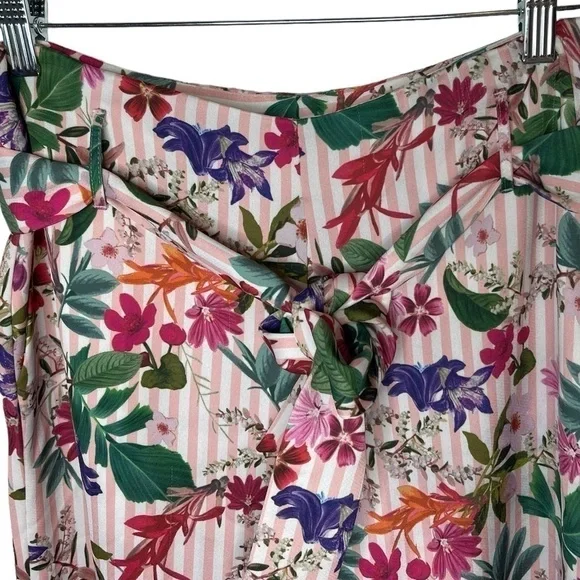 Gianni & Bini Striped Floral Wide Leg Belted Pants | Size 8 - Picture 4 of 13